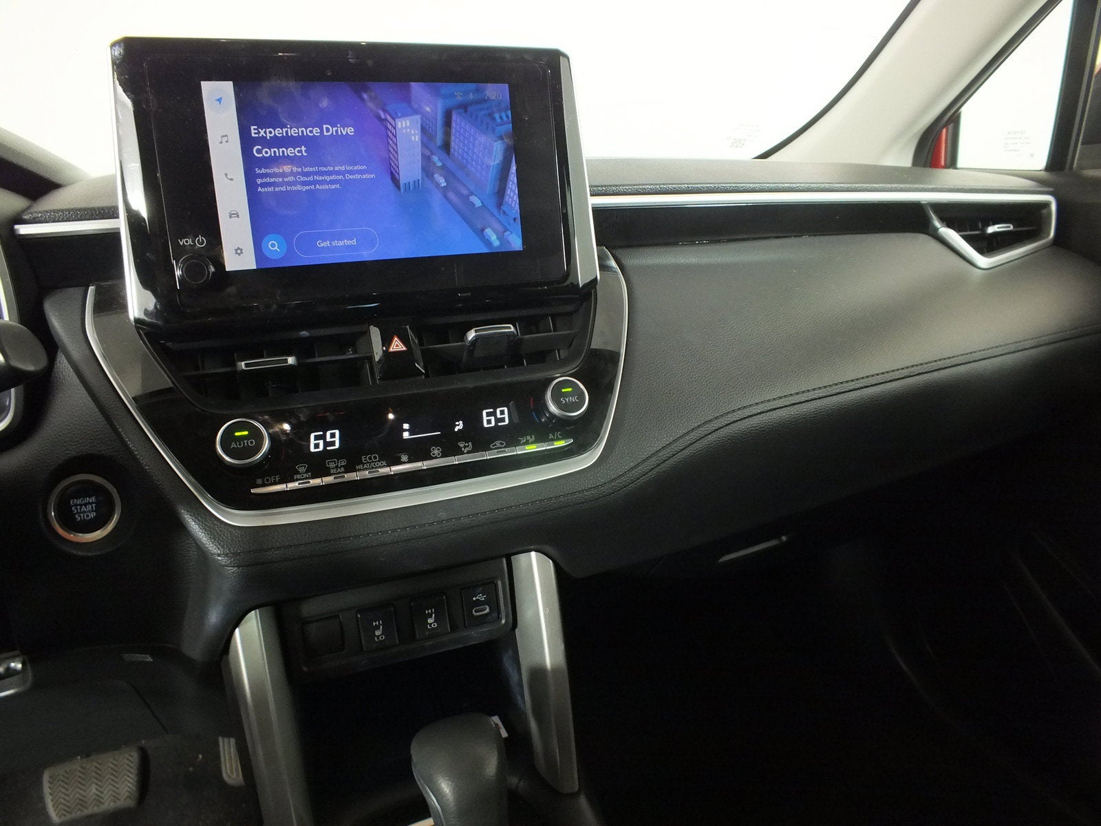 2023 Toyota Corolla Cross XLE *1-OWNER*