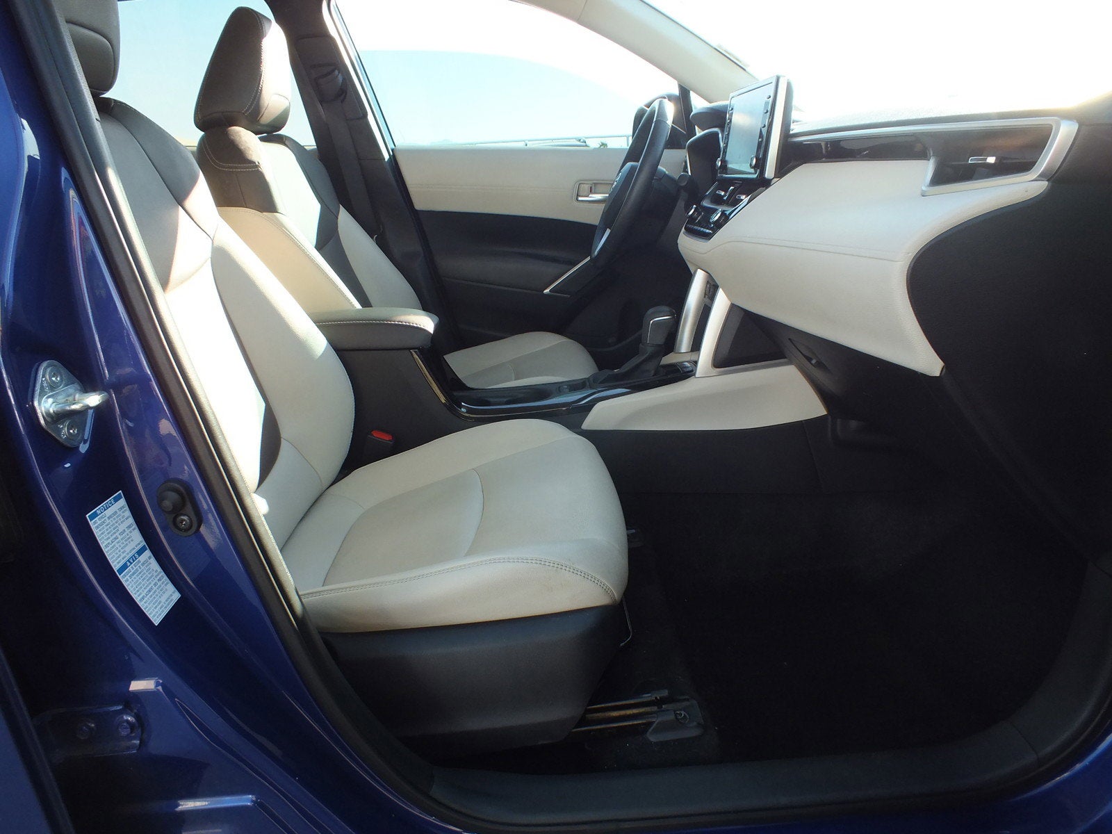 2022 Toyota Corolla Cross XLE AWD *1-OWNER*