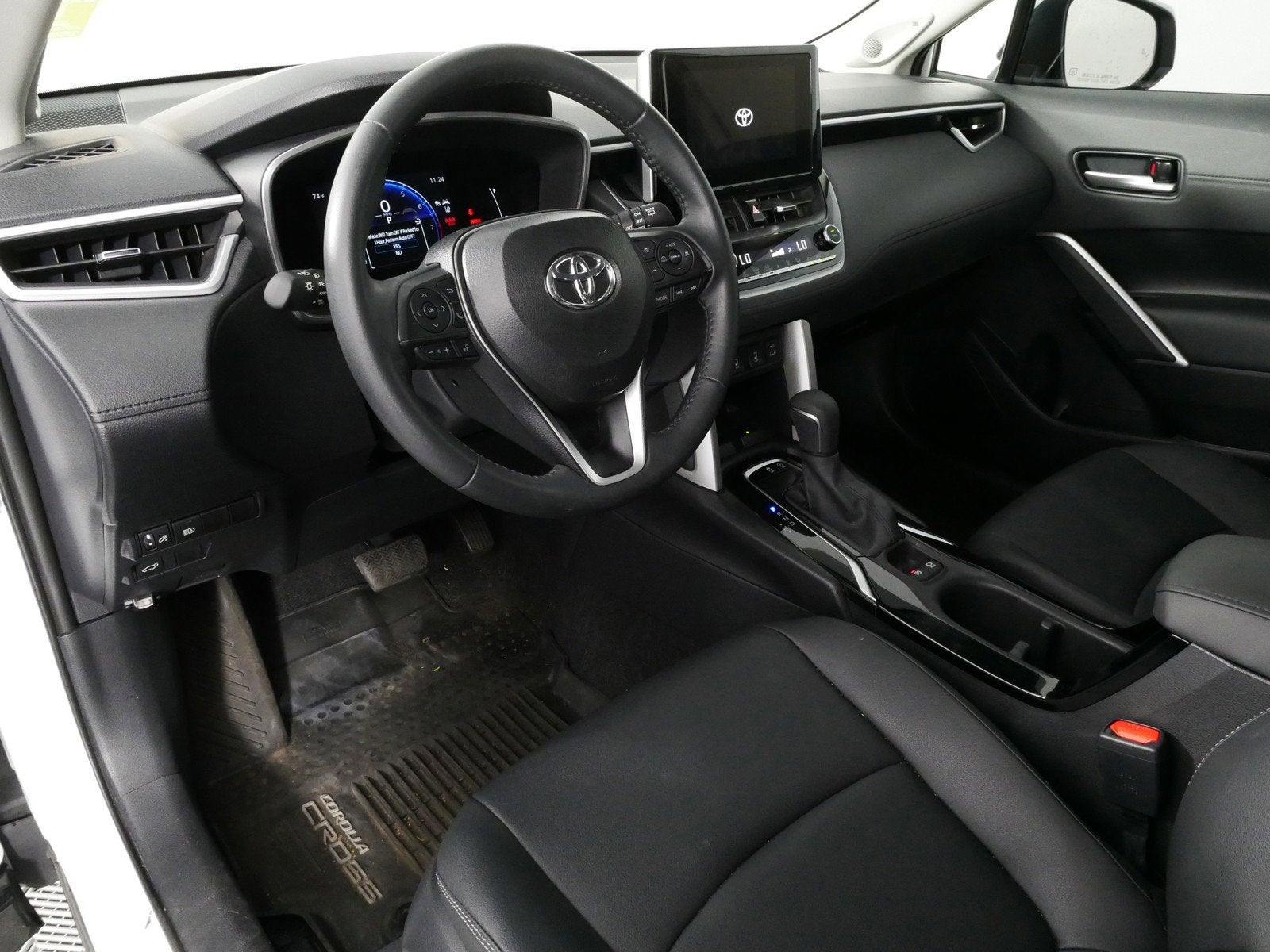 2024 Toyota Corolla Cross XLE AWD *1-OWNER*