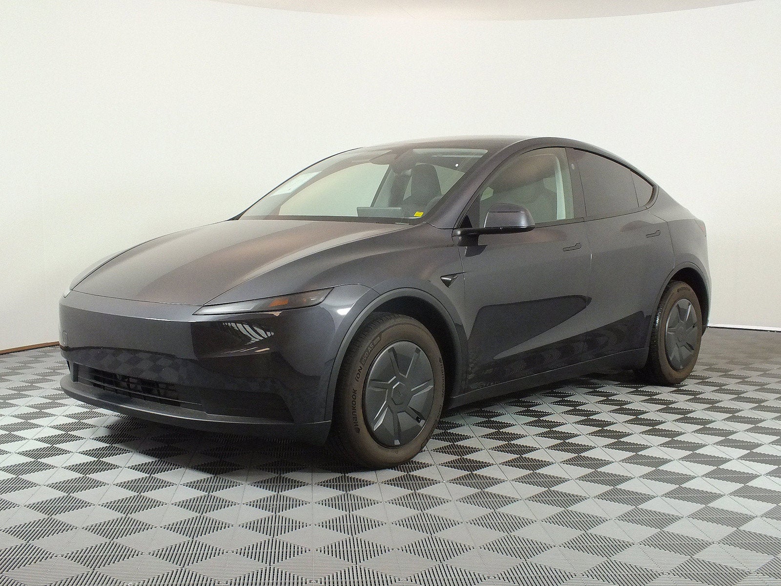 2026 Tesla Model Y *1-OWNER! LIKE NEW!*