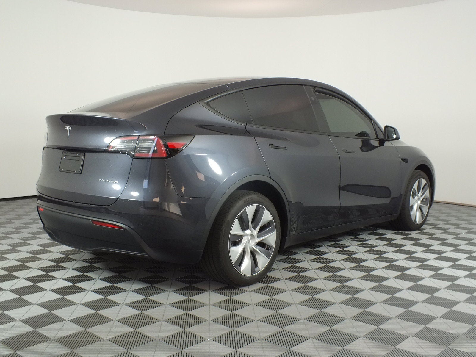 2024 Tesla Model Y Long Range AWD *1-OWNER!*