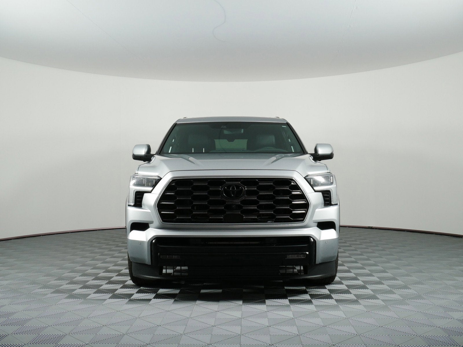 2025 Toyota Sequoia Platinum 4WD *1 OWNER, CLEAN CARFAX!*
