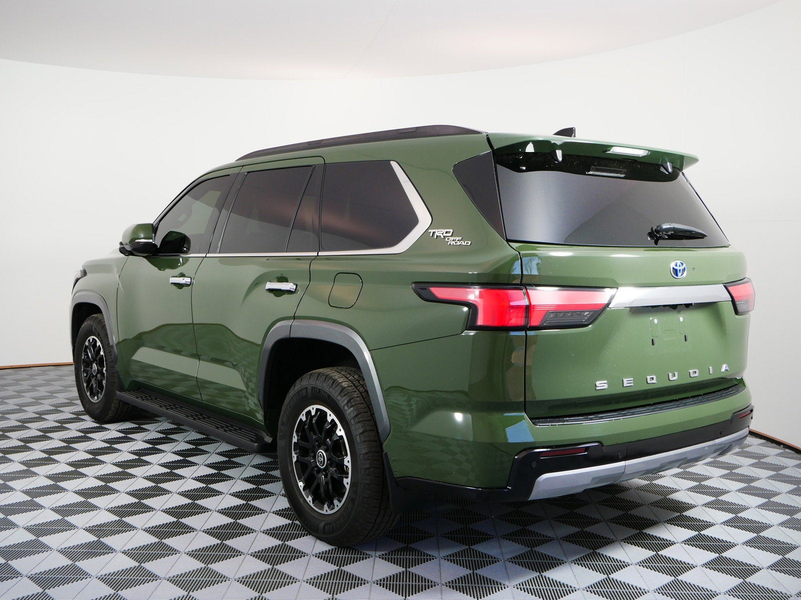 2023 Toyota Sequoia Limited Hybrid 4WD *1-OWNER! TRD OFF-RD PKG*