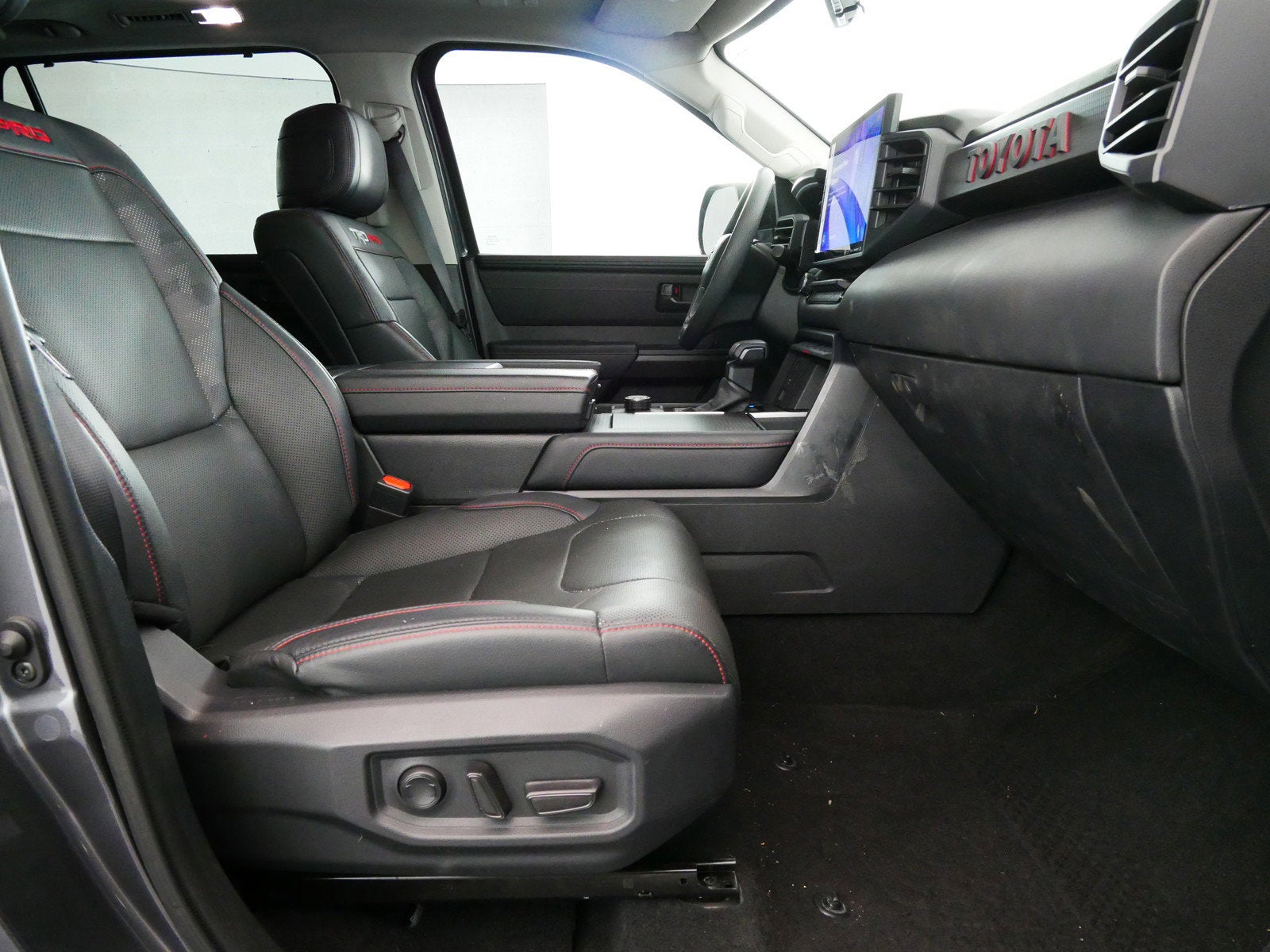 2023 Toyota Sequoia TRD Pro Hybrid 4WD *LOOKS AMAZING!*