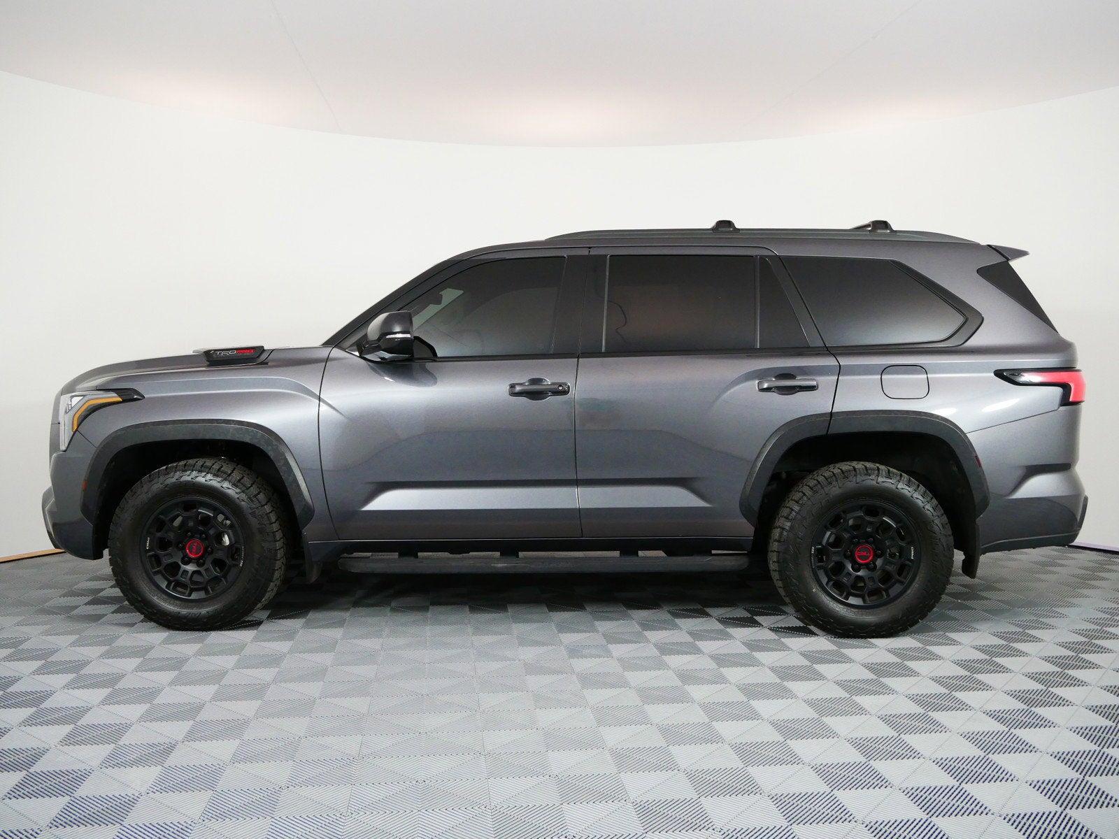 2023 Toyota Sequoia TRD Pro Hybrid 4WD *LOOKS AMAZING!*