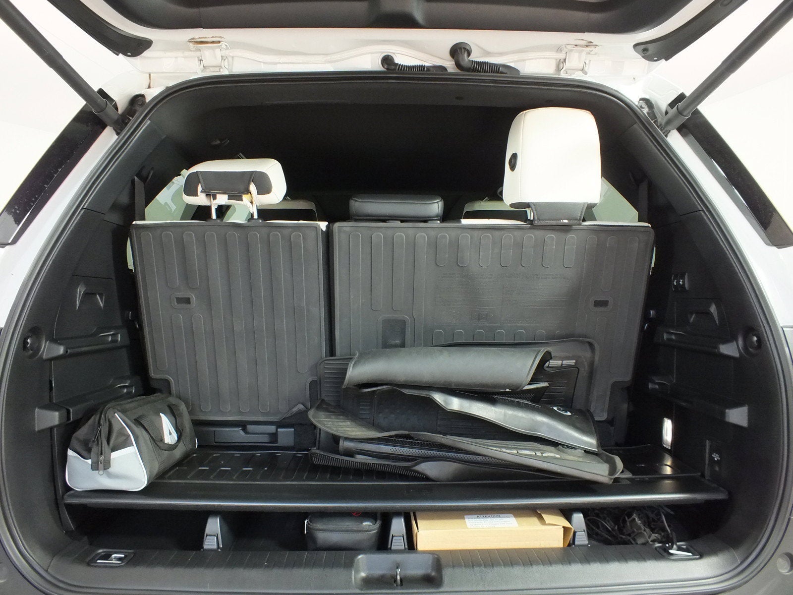 2023 Toyota Sequoia Capstone 4WD Hybrid *1-OWNER!*