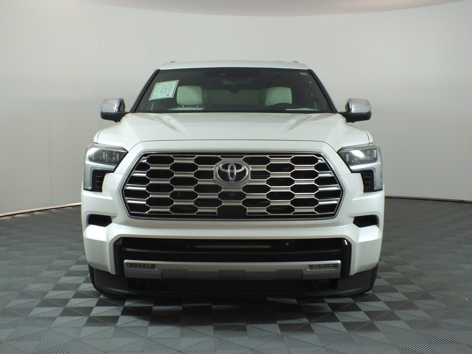 2023 Toyota Sequoia Capstone 4WD Hybrid *1-OWNER!*