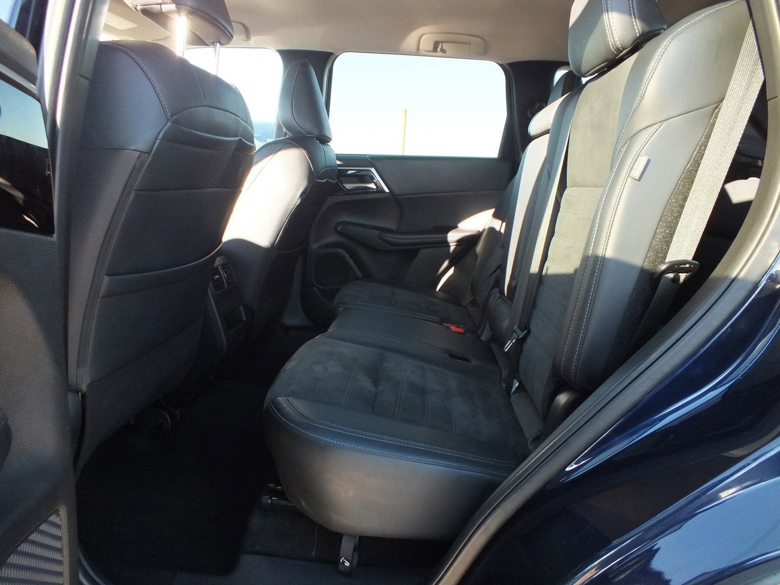 2024 Mitsubishi Outlander SE *1-OWNER*