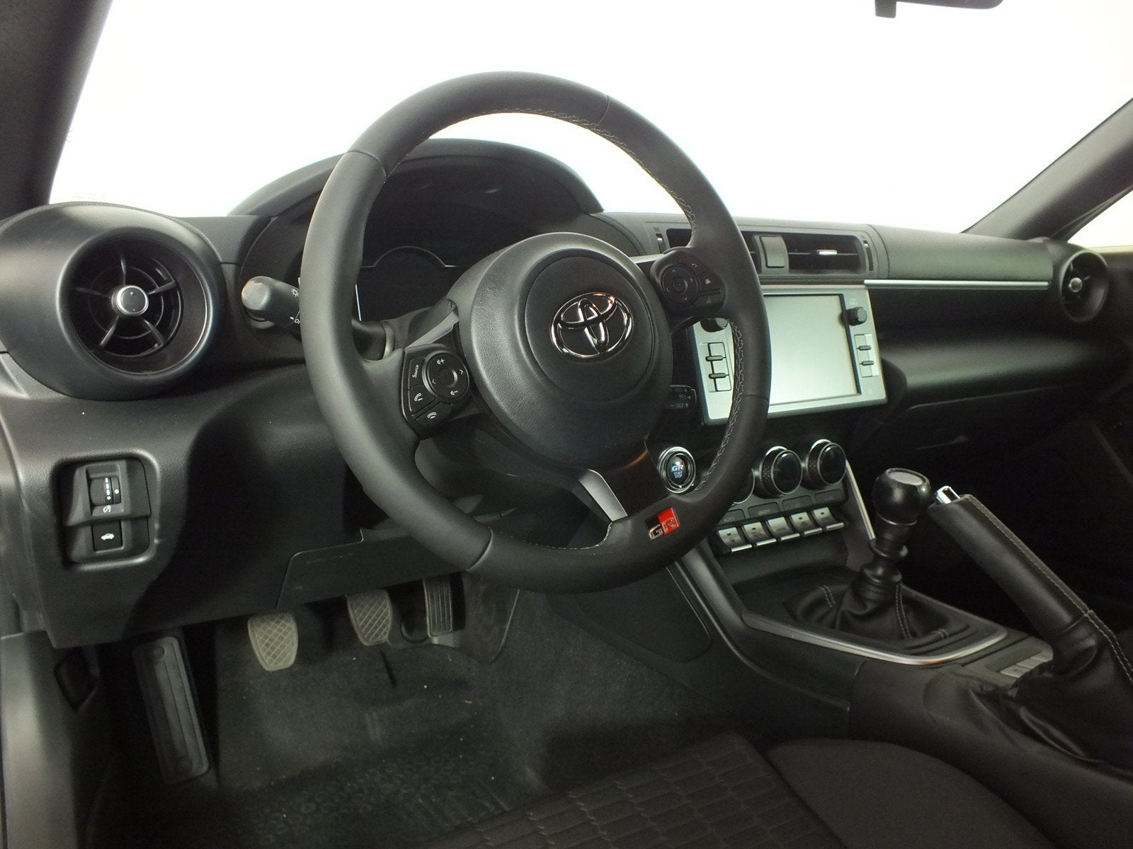 2025 Toyota GR86 Base *1-OWNER! LOW MILES!*