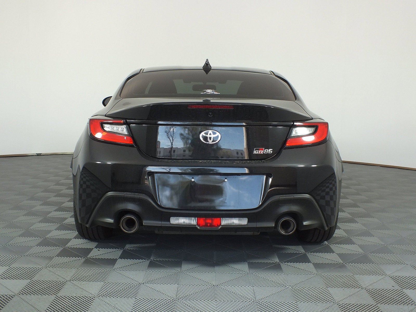 2025 Toyota GR86 Base *1-OWNER! LOW MILES!*