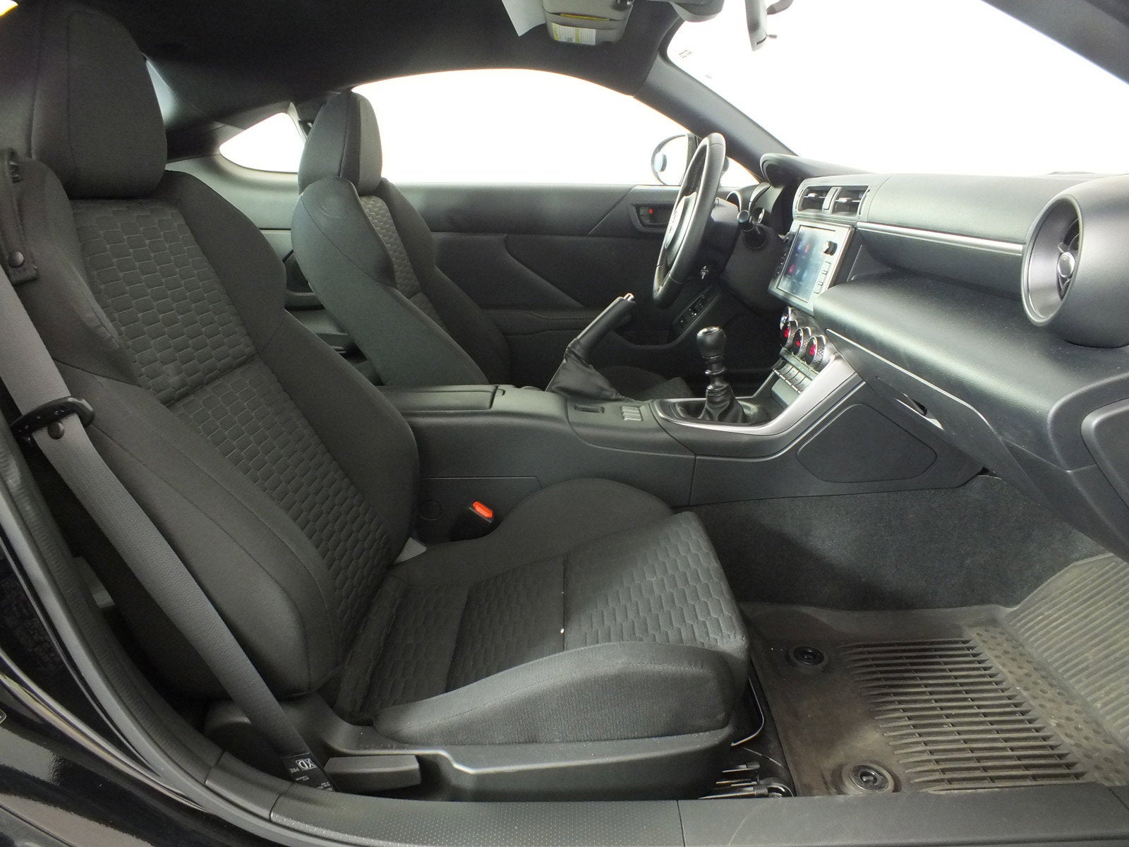 2024 Toyota GR86 Base *1-OWNER! LOW MILES!*