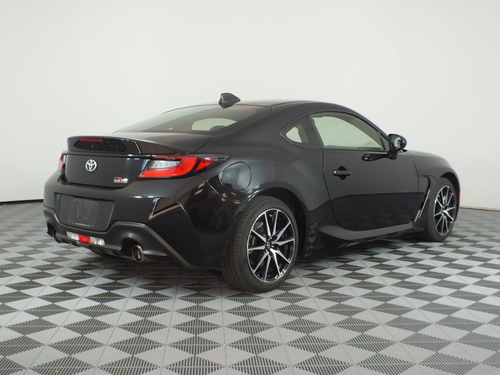 2024 Toyota GR86 Base *1-OWNER! LOW MILES!*