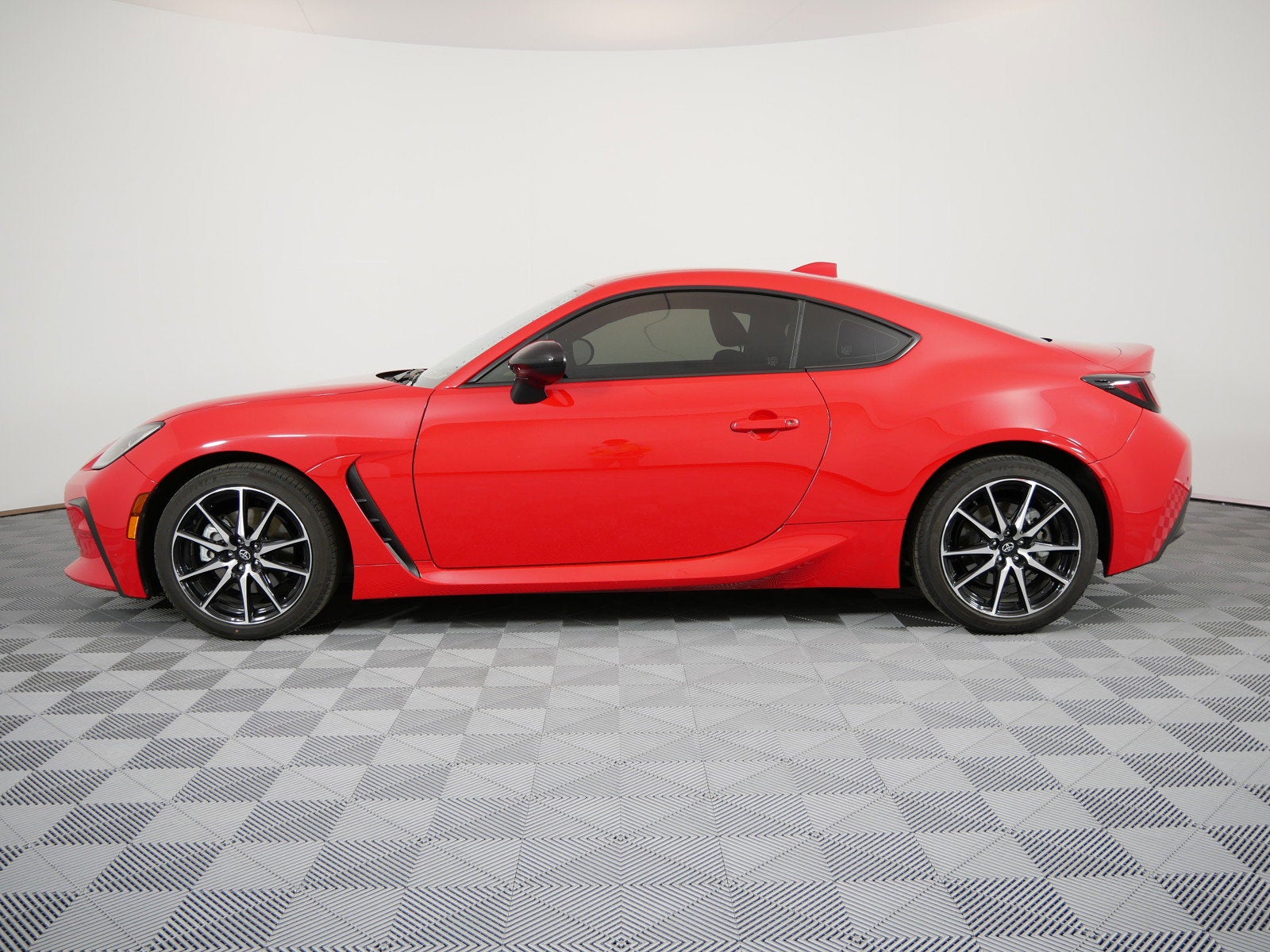 2024 Toyota GR86 Base *1-OWNER!*