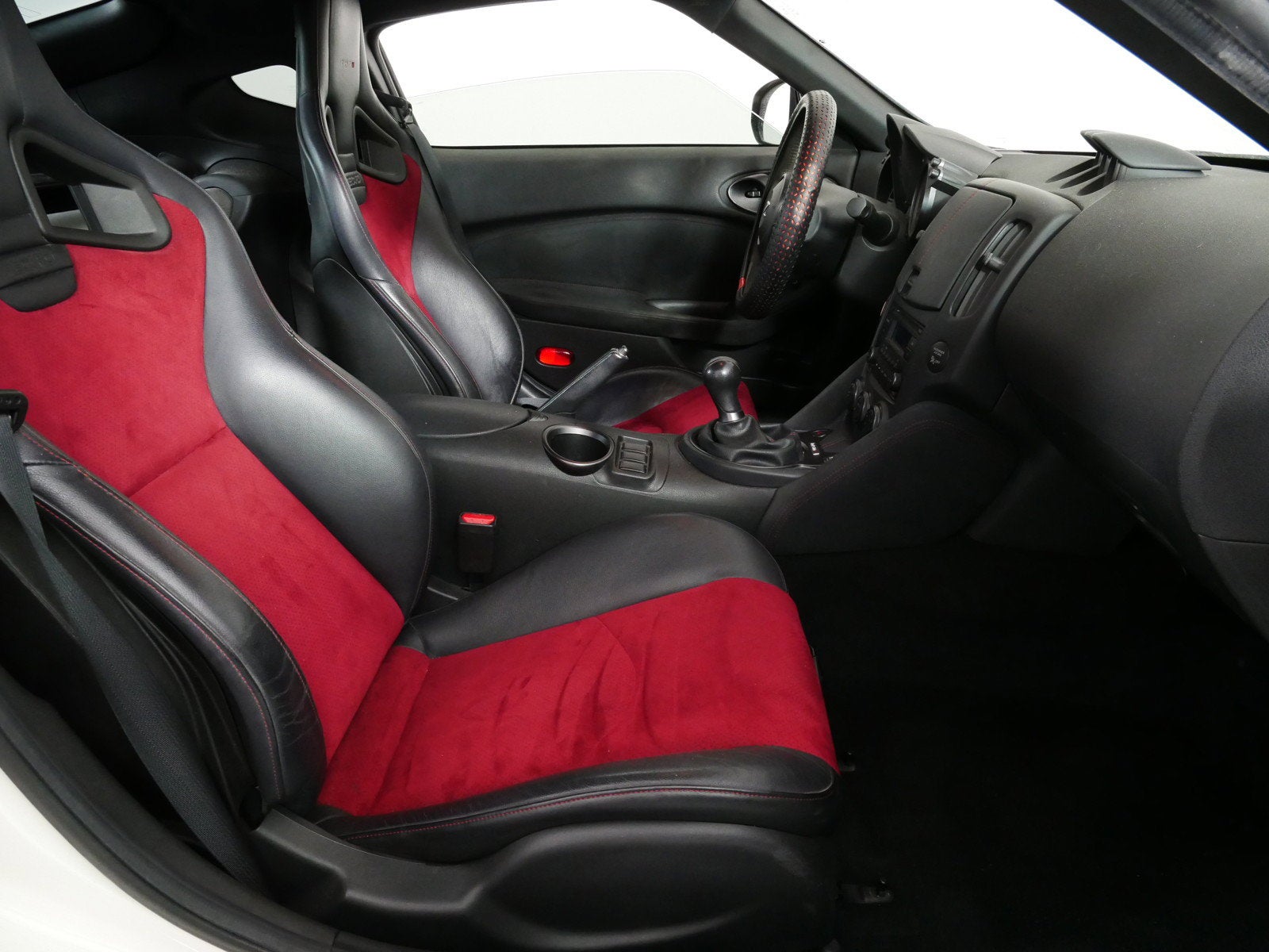 2017 Nissan 370Z NISMO *6-SPEED MANUAL!*