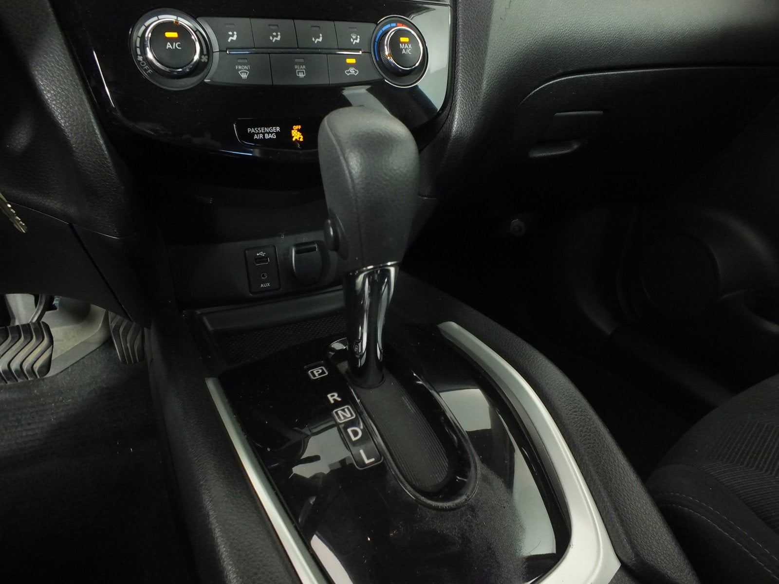 2016 Nissan Rogue S *CLEAN CARFAX!*