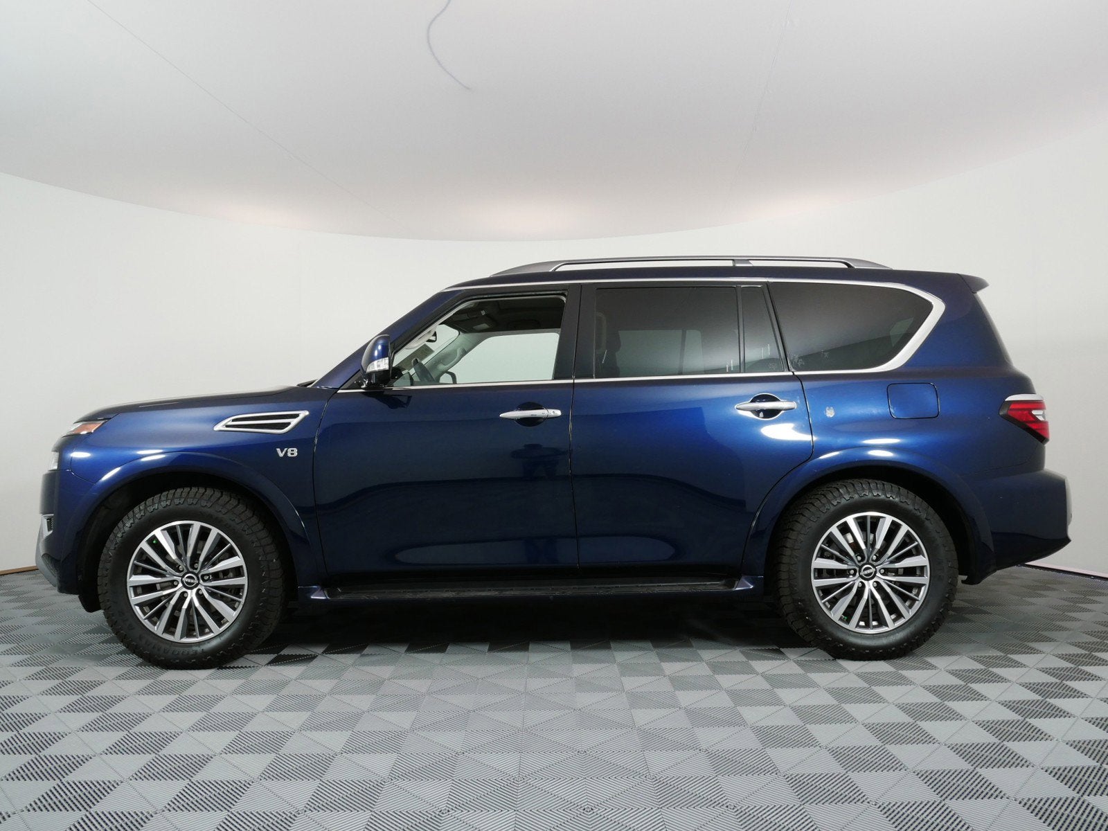 2022 Nissan Armada SL *PLENTY OF ROOM!*