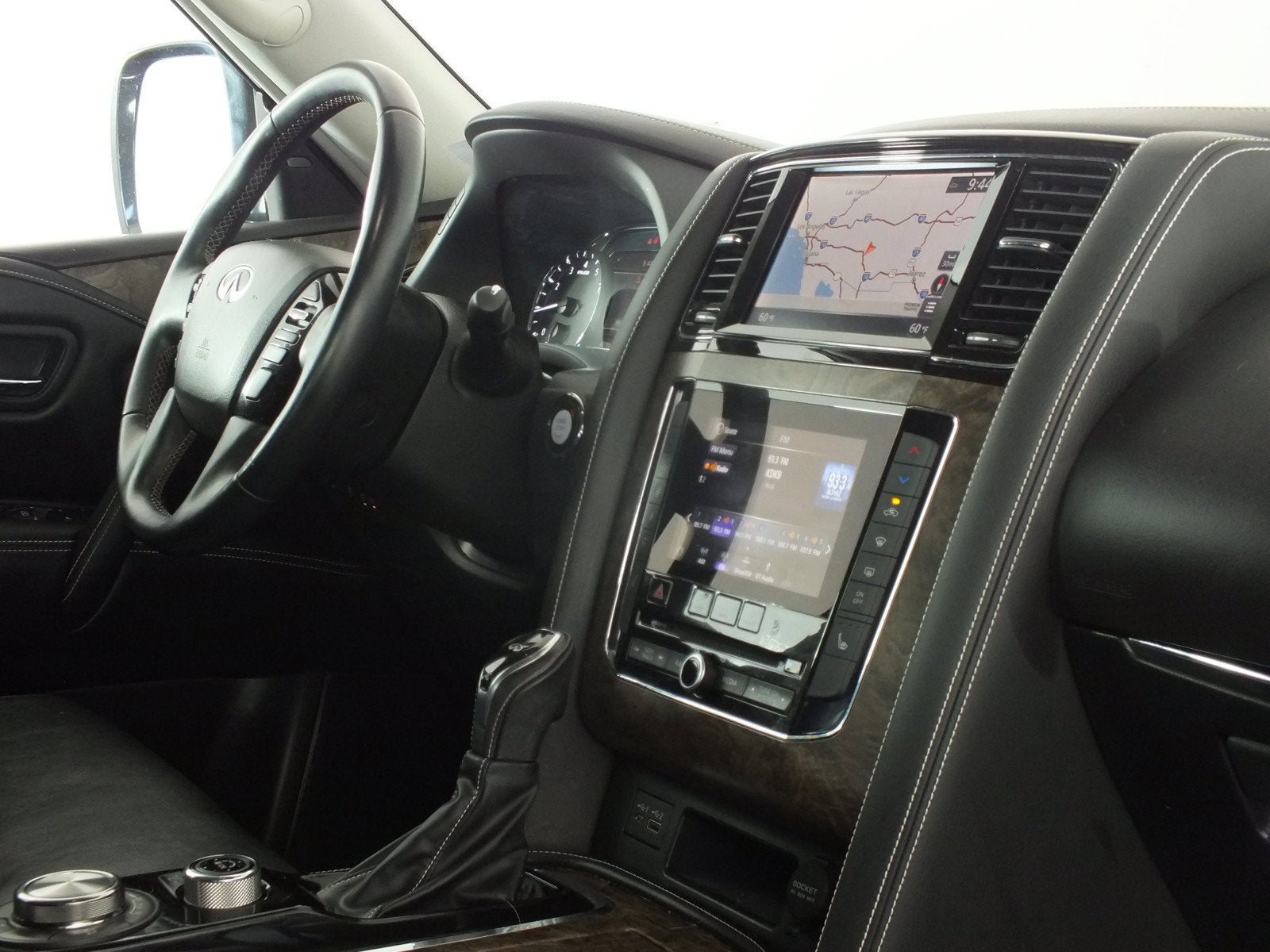 2021 INFINITI QX80 Premium Select AWD *ROOMY & LOOKS GREAT!*