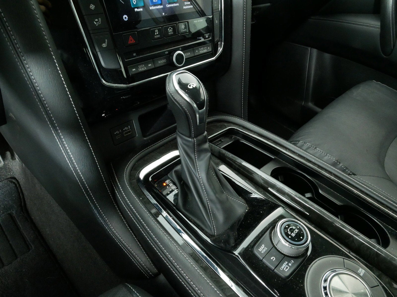 2021 INFINITI QX80 LUXE RWD *CLEAN CARFAX!*