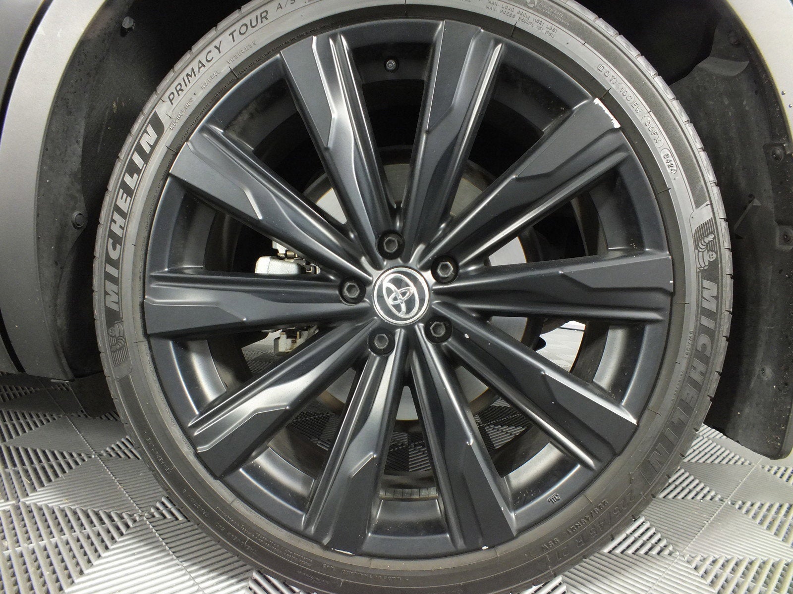 2025 Toyota Crown Nightshade AWD *1-OWNER!*