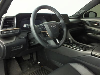 2025 Toyota Crown Nightshade AWD *1-OWNER!*
