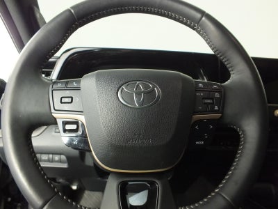 2025 Toyota Crown Nightshade AWD *1-OWNER!*