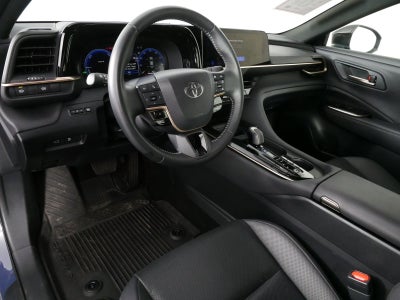 2026 Toyota Crown XLE AWD *1-OWNER*
