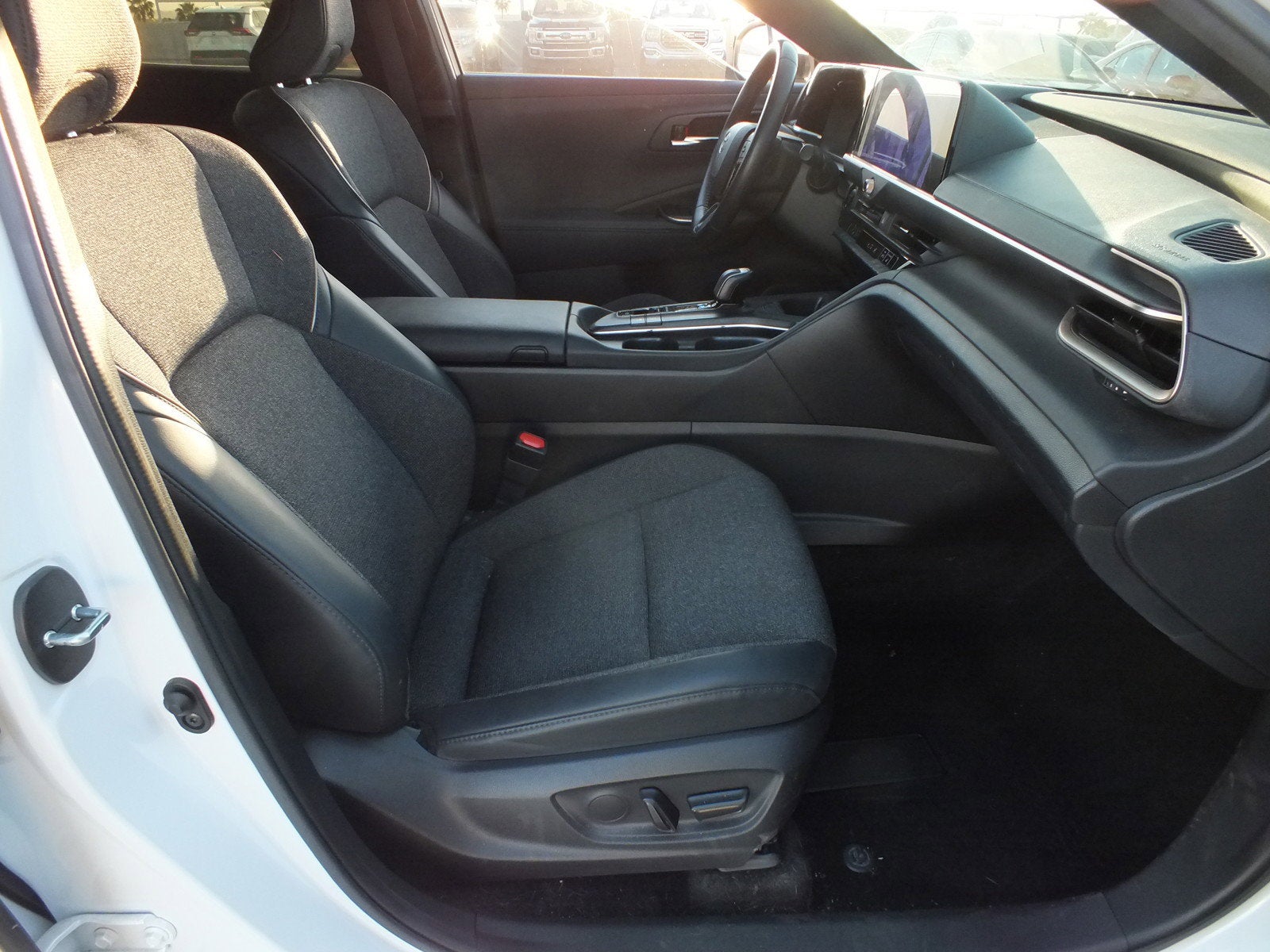 2023 Toyota Crown XLE Hybrid AWD *CLEAN CARFAX*