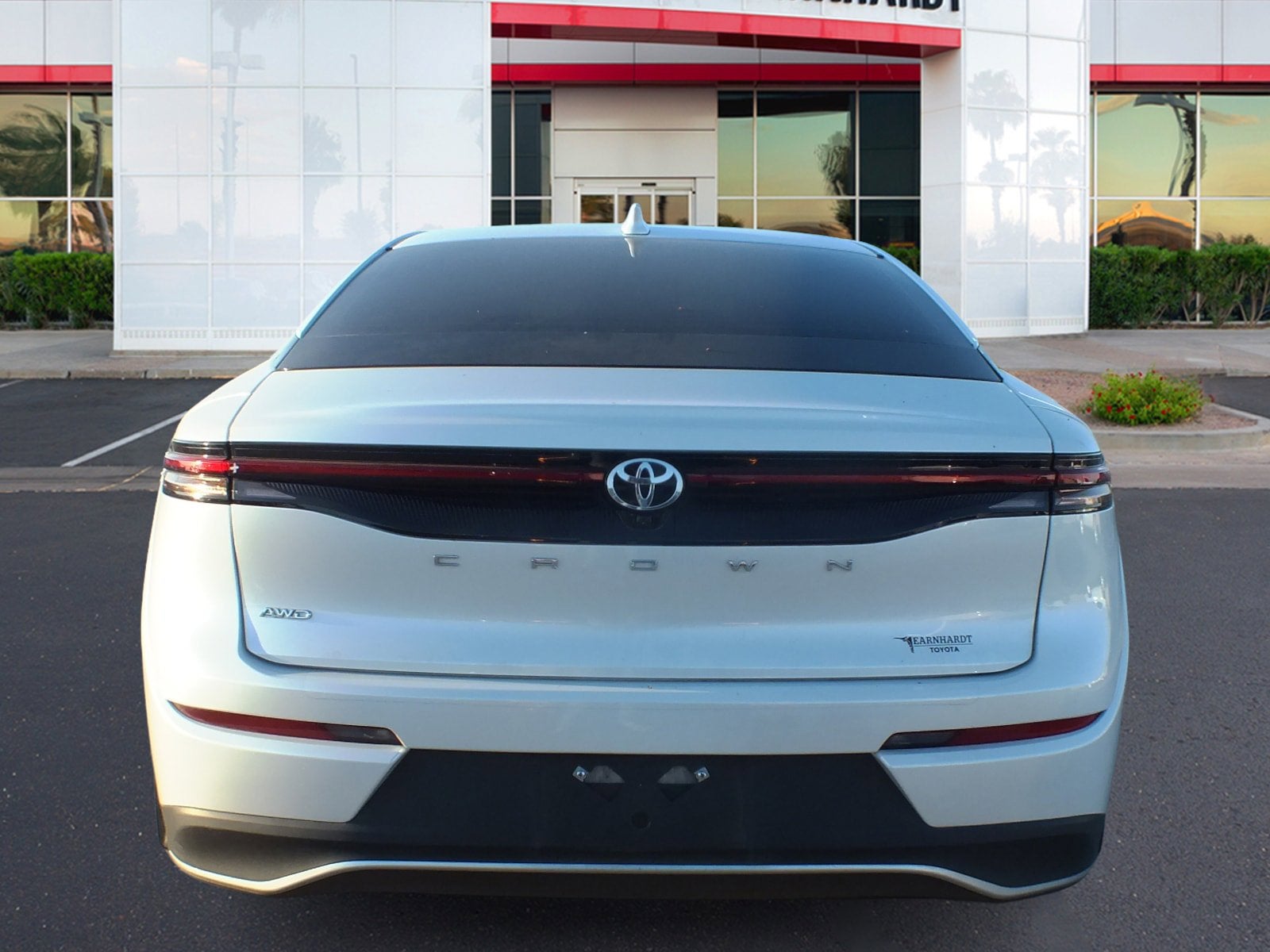 2023 Toyota Crown XLE Hybrid AWD *CLEAN CARFAX*