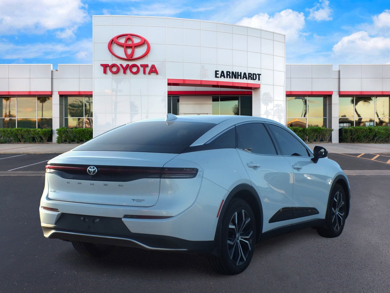 2023 Toyota Crown XLE Hybrid AWD *CLEAN CARFAX*