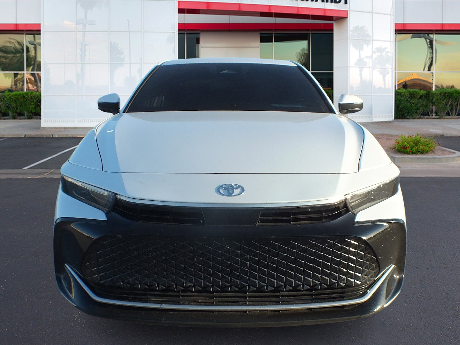 2023 Toyota Crown XLE Hybrid AWD *CLEAN CARFAX*