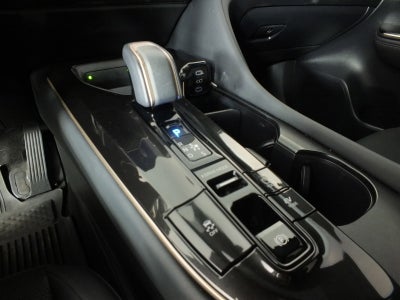 2025 Toyota Crown Signia Limited Hybrid AWD *1-OWNER*