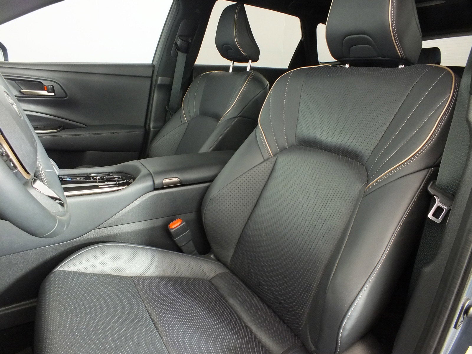 2025 Toyota Crown Signia Limited Hybrid AWD *1-OWNER*