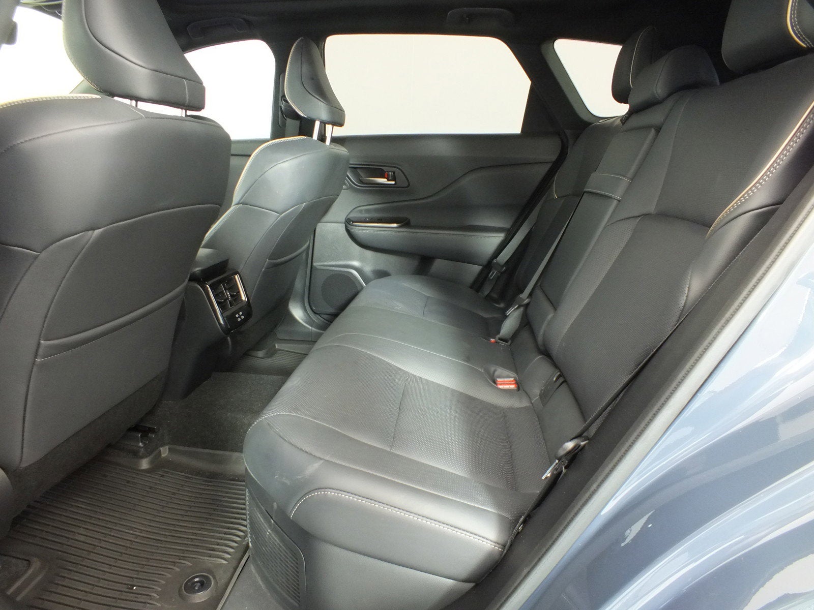 2025 Toyota Crown Signia Limited Hybrid AWD *1-OWNER*