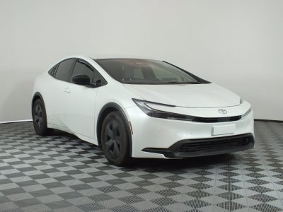 2023 Toyota Prius LE *CLEAN CARFAX*
