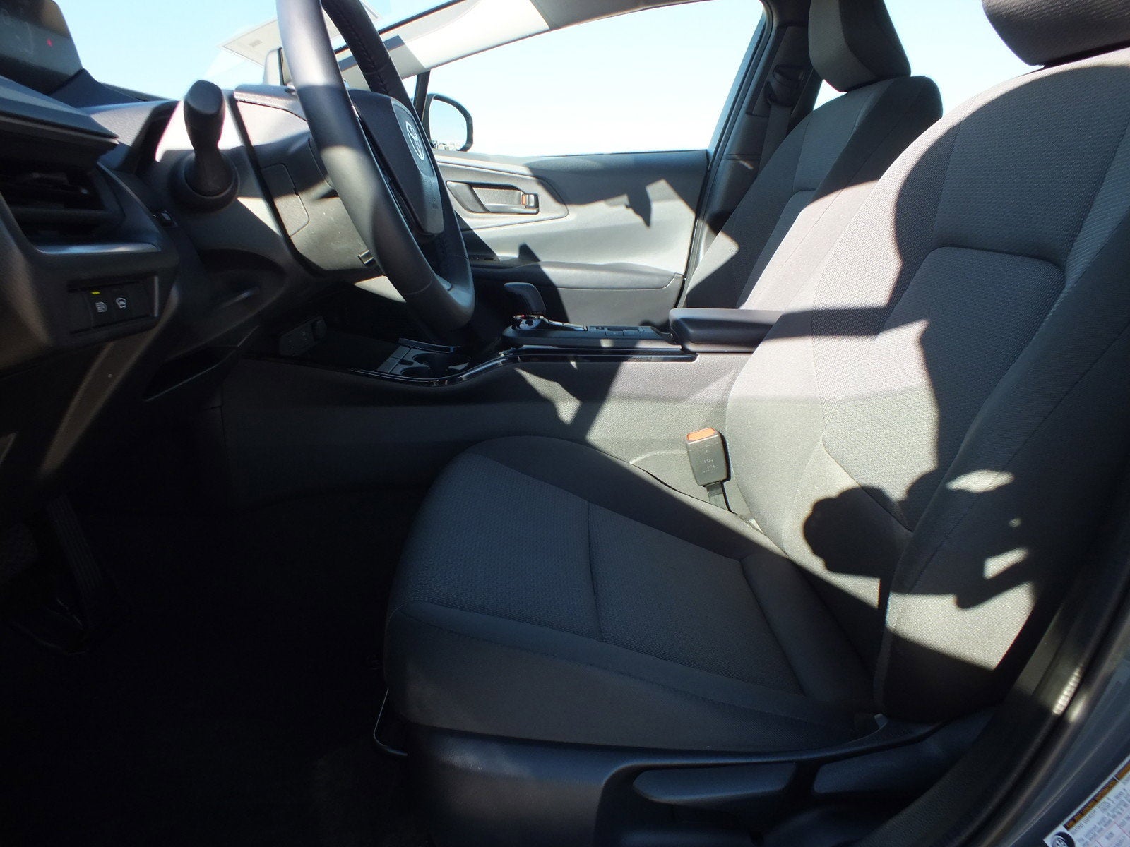 2025 Toyota Prius LE FWD *1 OWNER, CLEAN CARFAX!*