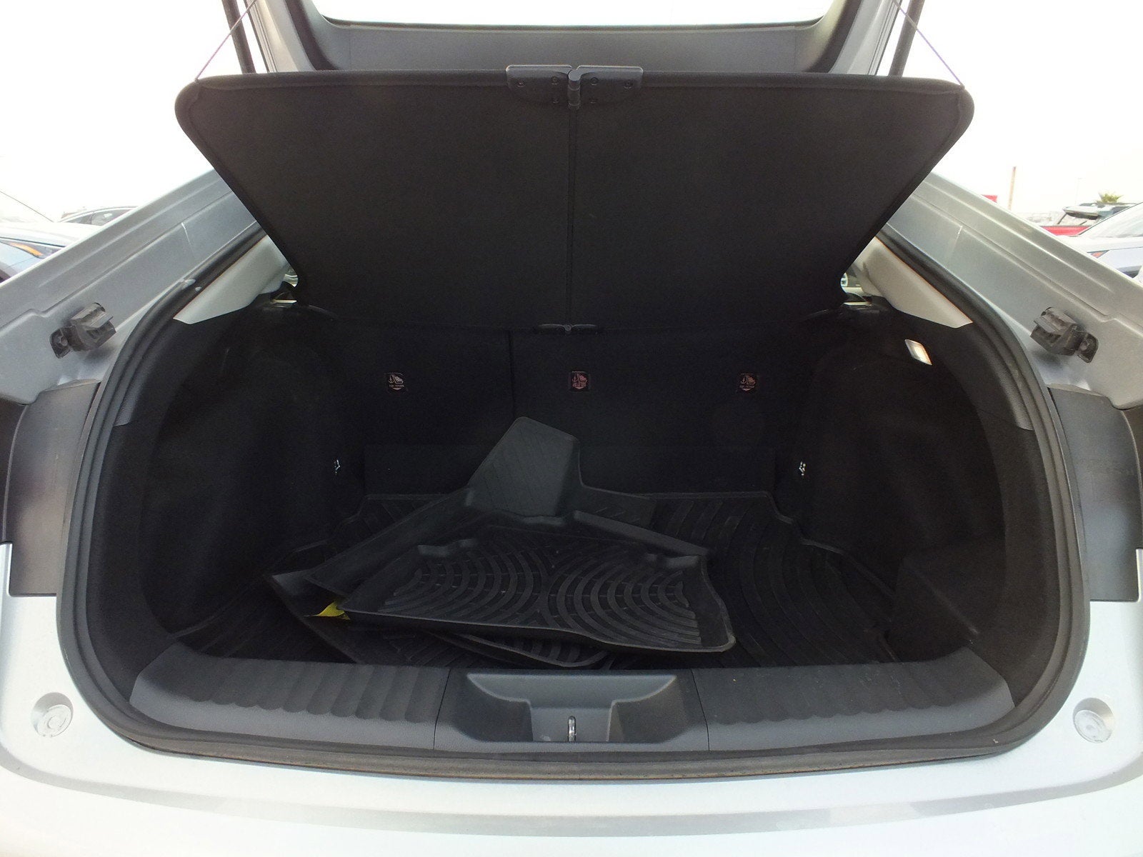 2025 Toyota Prius LE *1-OWNER! ONLY 7K MILES*