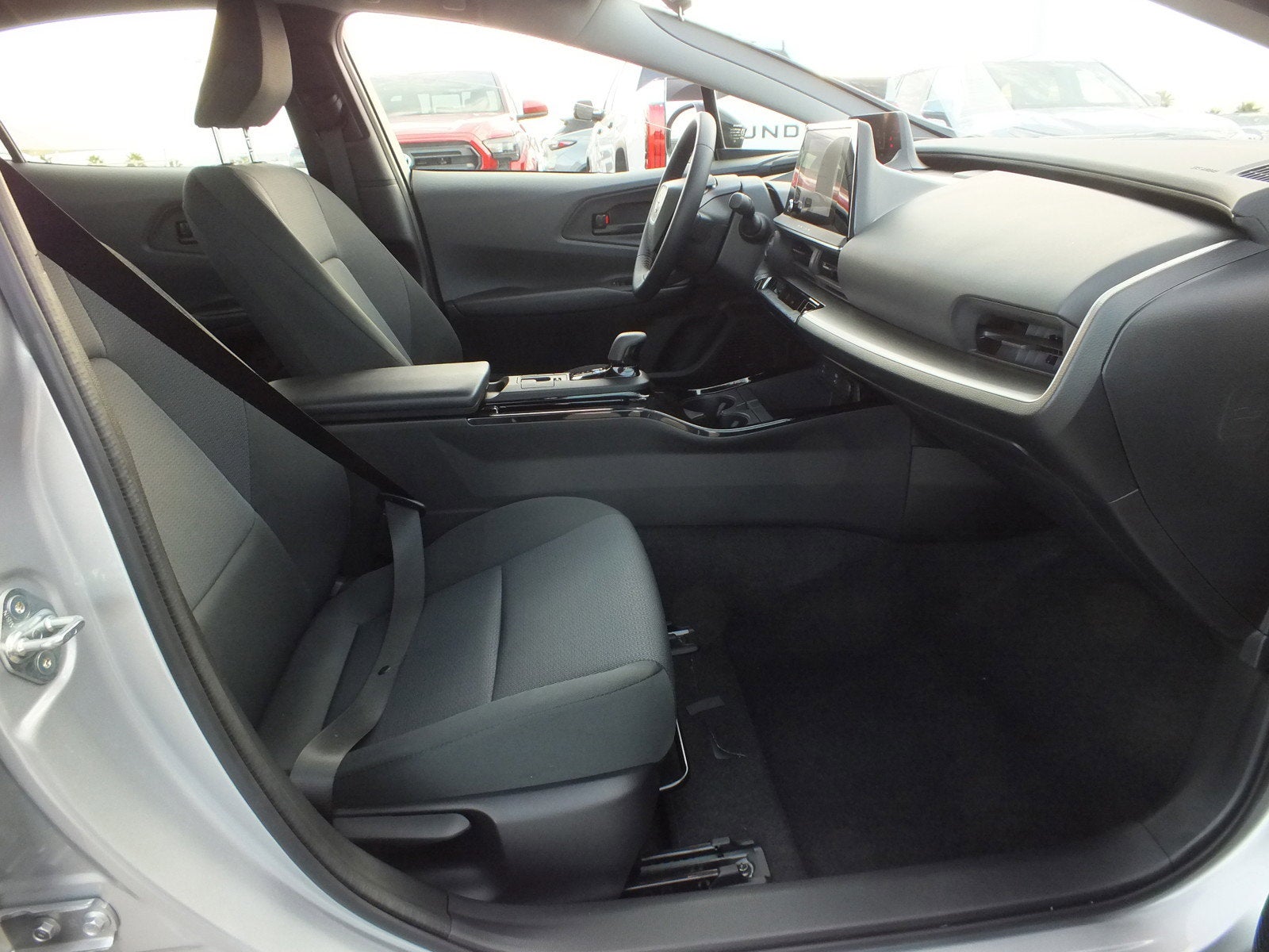 2025 Toyota Prius LE *1-OWNER! ONLY 7K MILES*