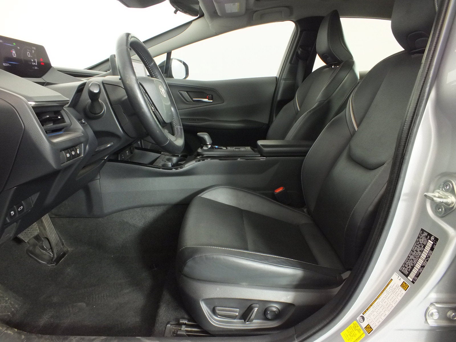 2023 Toyota Prius Limited *CLEAN CARFAX!*