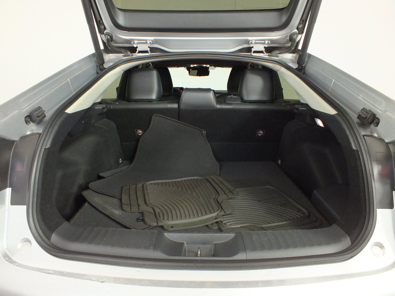 2023 Toyota Prius Limited *CLEAN CARFAX!*