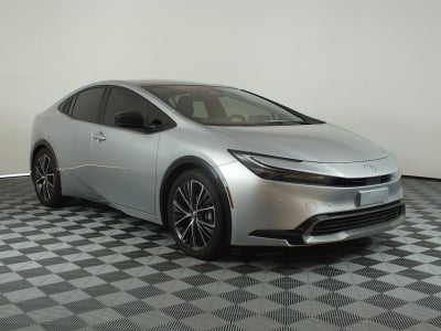 2023 Toyota Prius Limited *CLEAN CARFAX!*