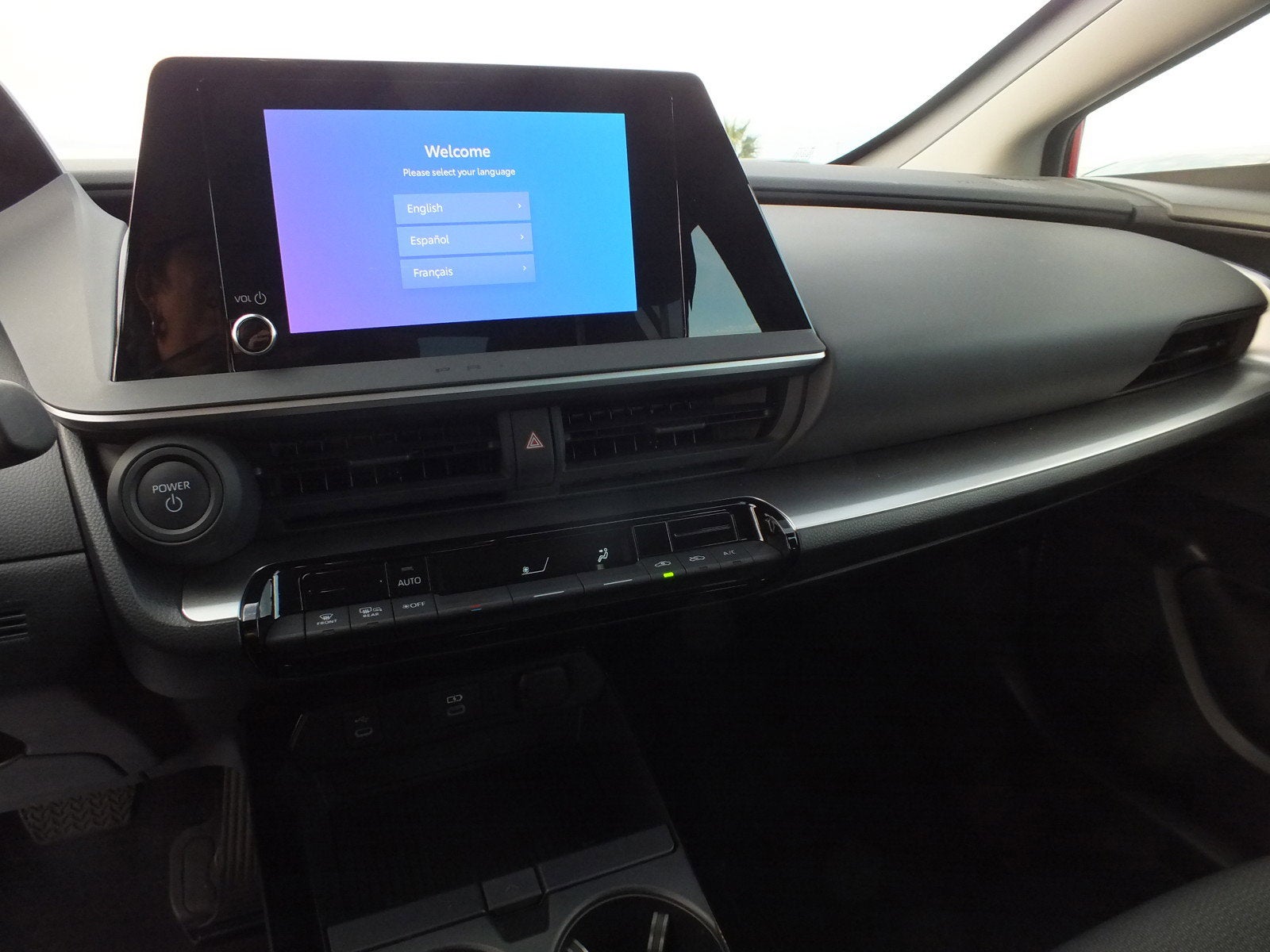 2025 Toyota Prius LE *1-OWNER! LOW MILES!*