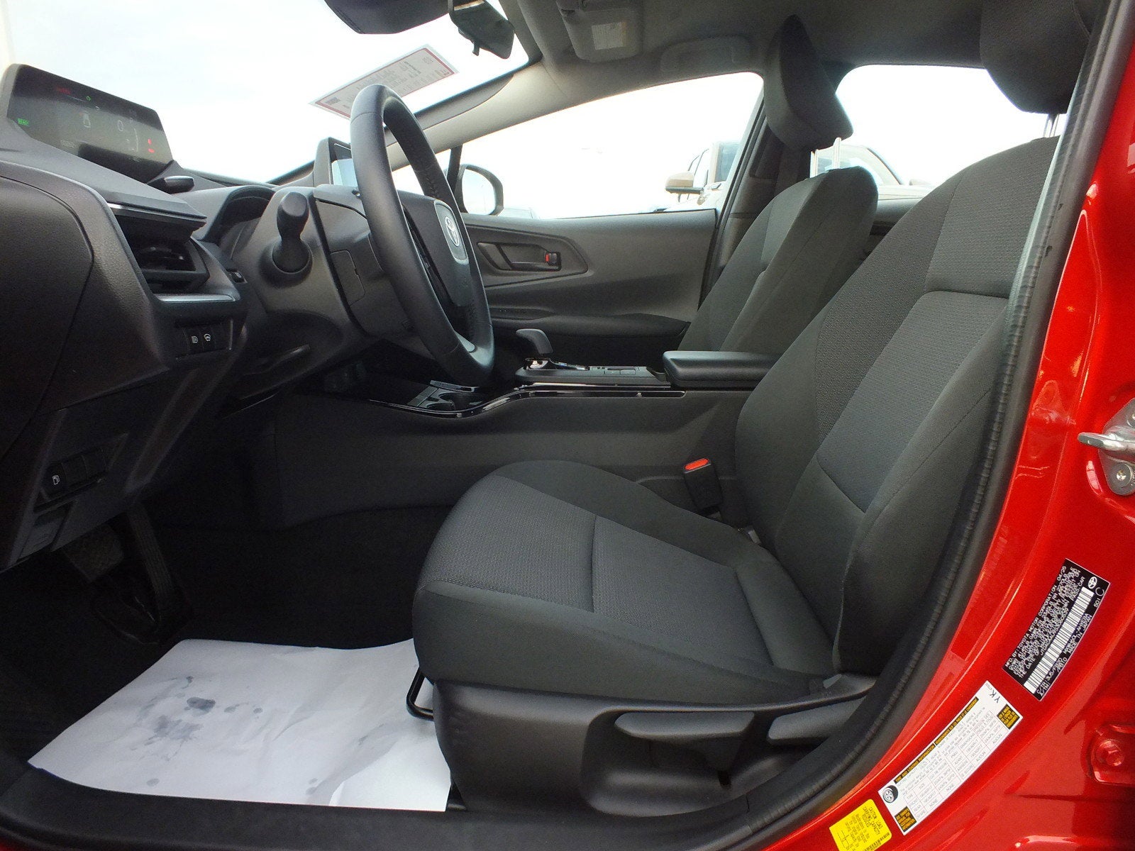 2025 Toyota Prius LE *1-OWNER! LOW MILES!*