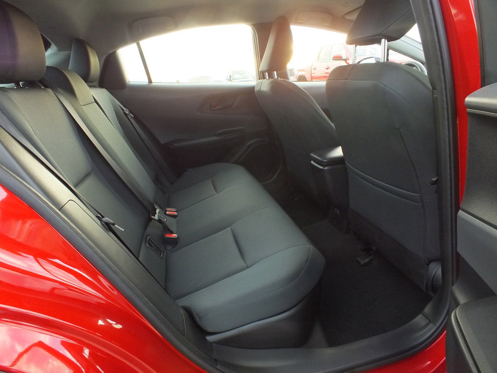 2025 Toyota Prius LE *1-OWNER! LOW MILES!*