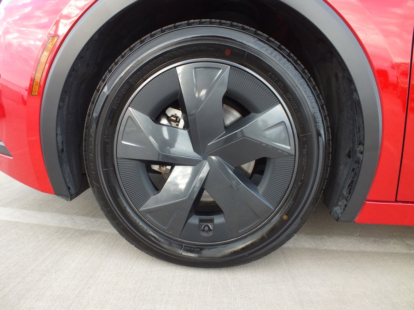 2025 Toyota Prius LE *1-OWNER! LOW MILES!*