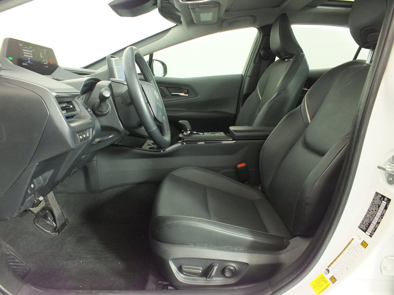 2024 Toyota Prius XLE *1-OWNER*