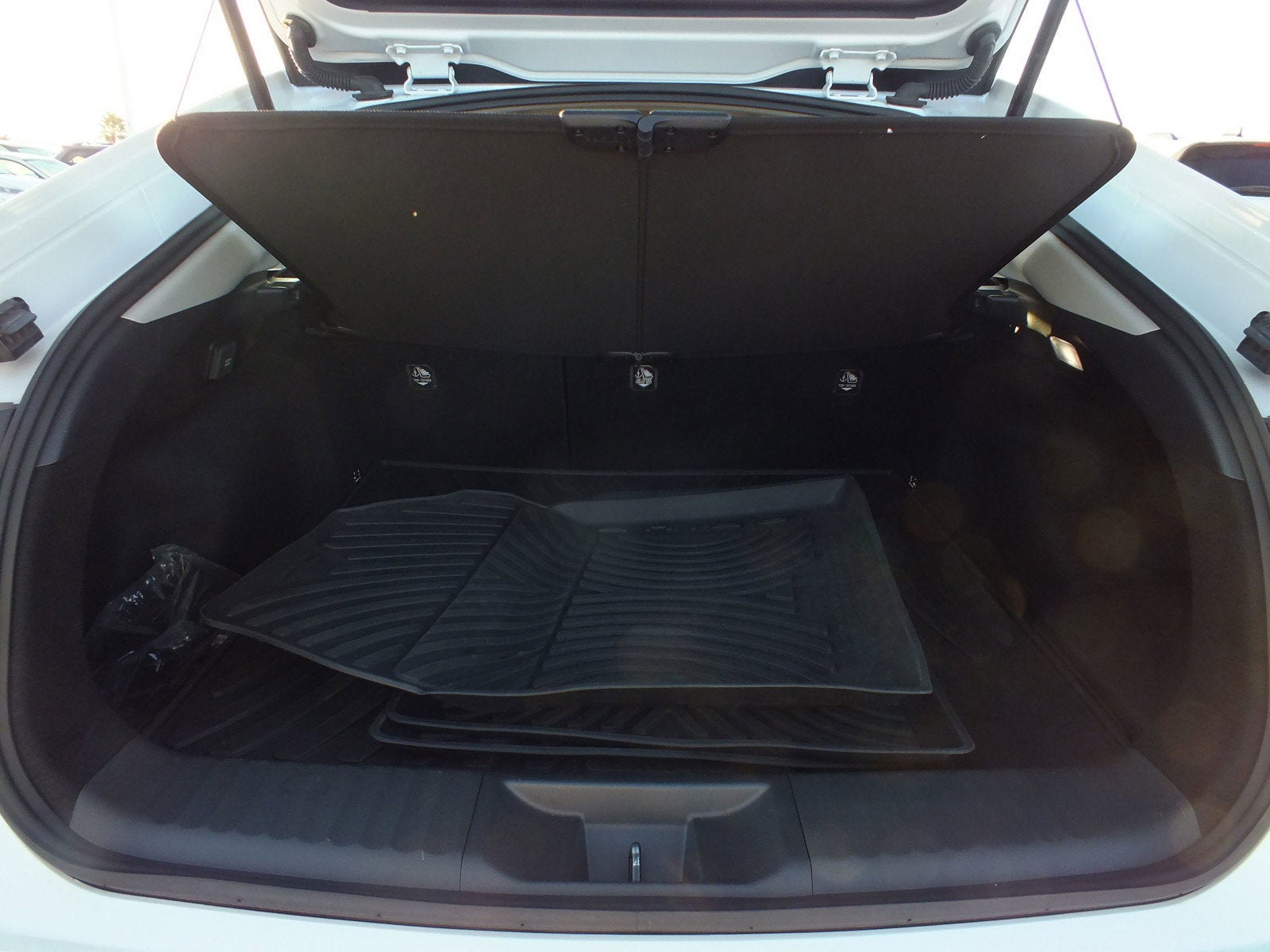 2025 Toyota Prius Plug-In Hybrid SE Hybrid *1-OWNER*