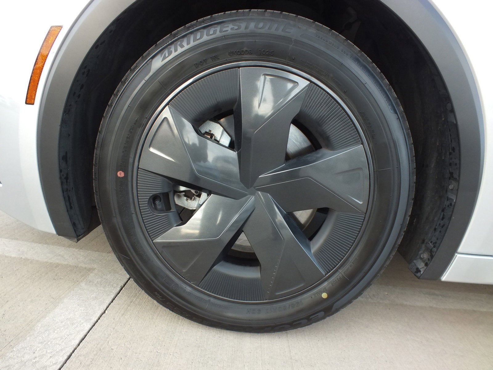 2025 Toyota Prius Plug-In Hybrid SE *1-OWNER! ONLY 10K MILES!*