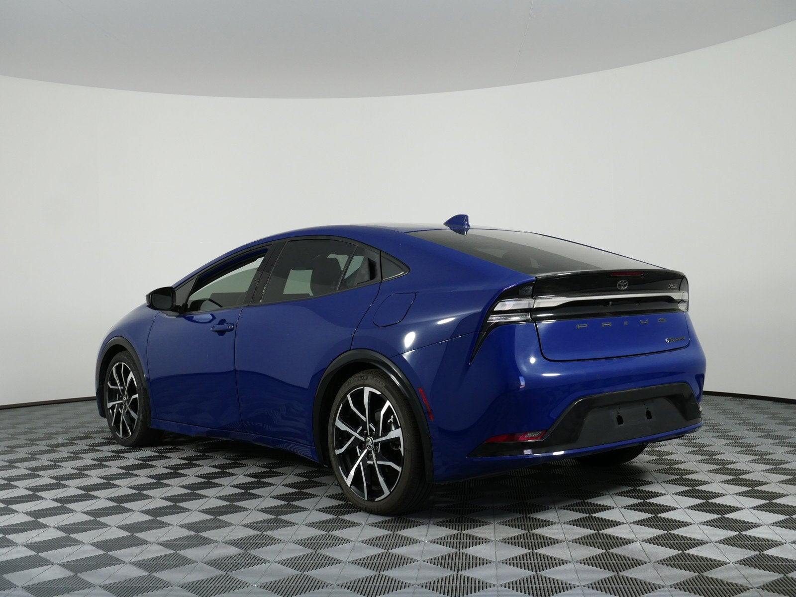 2023 Toyota Prius Prime XSE *PLUG-IN HYBRID!*
