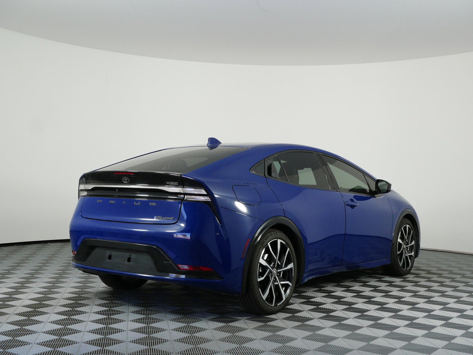 2023 Toyota Prius Prime XSE *PLUG-IN HYBRID!*