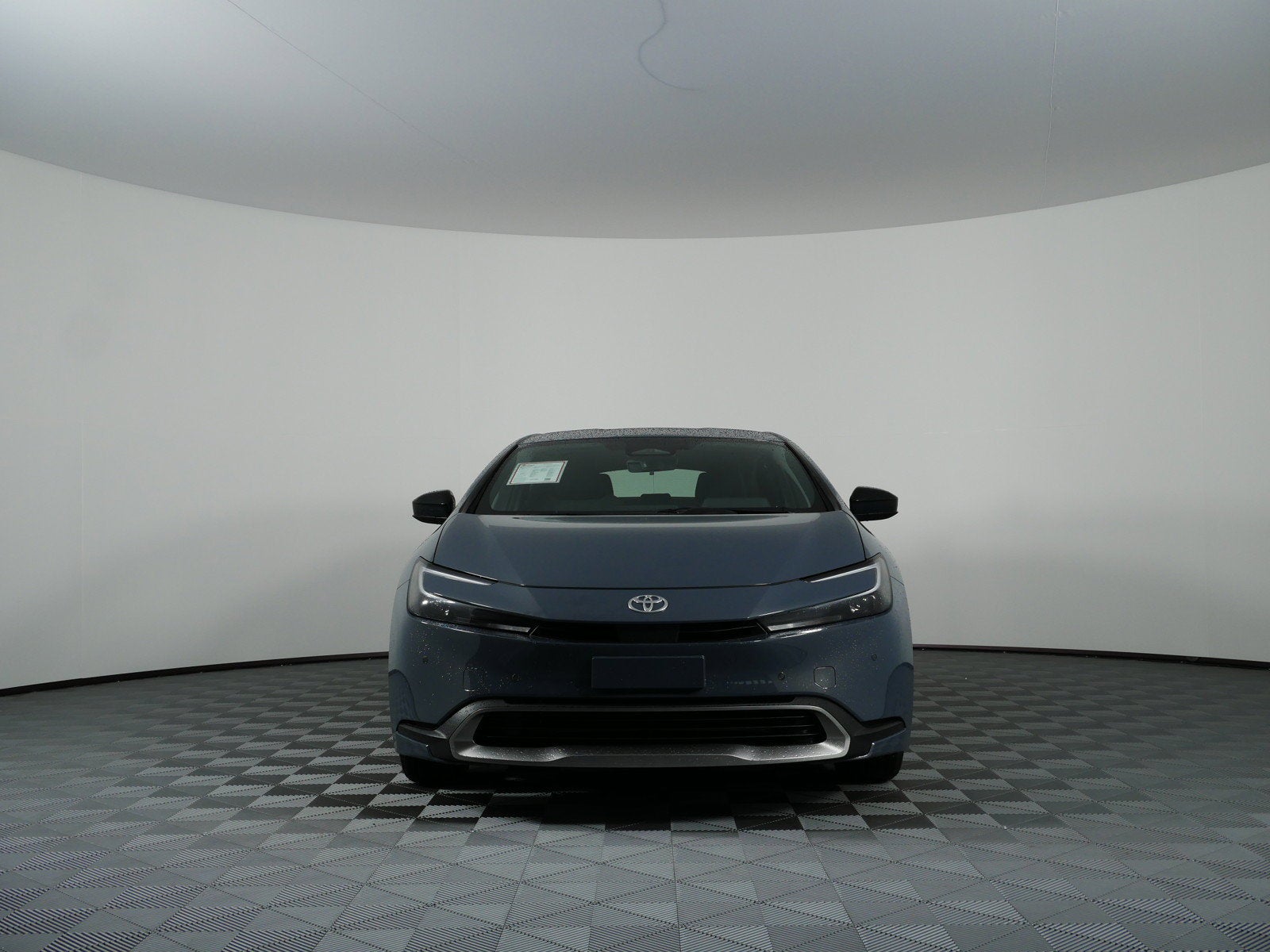 2026 Toyota Prius Plug-In Hybrid SE *CLEAN CARFAX! ONLY 3K MILES!*